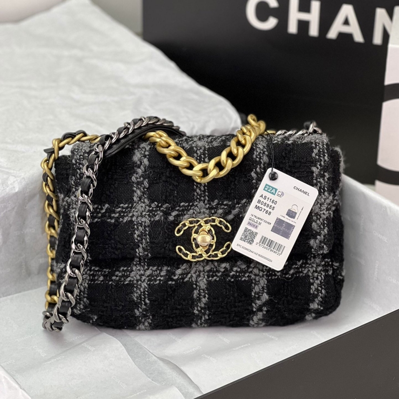 Ch*el 19 bags